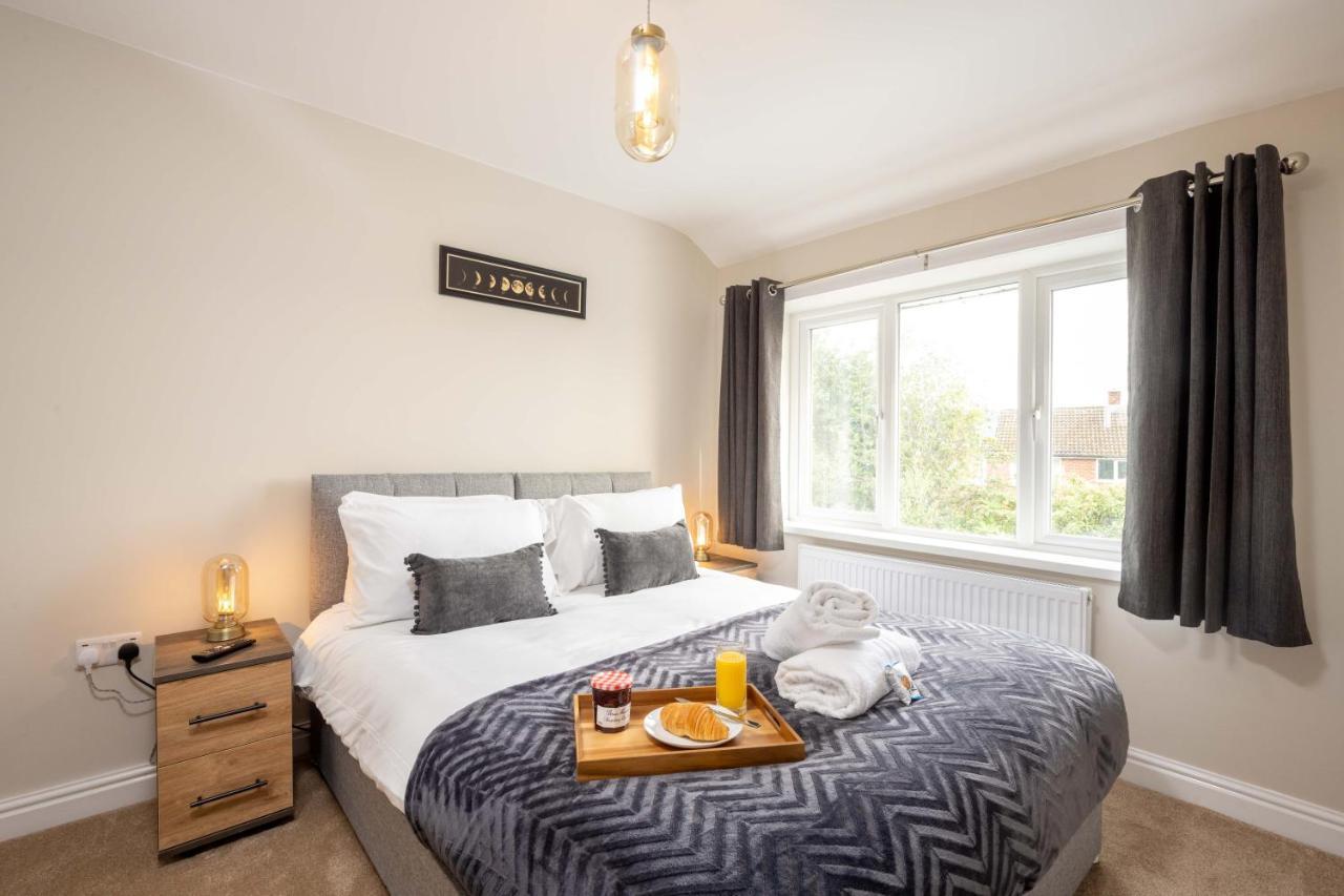 The Oaklands - Luxury Spacious 6-Bed, Near Solihull, Birmingham City, Jlr, Nec, Airport, Resorts World, Hs2 Zewnętrze zdjęcie