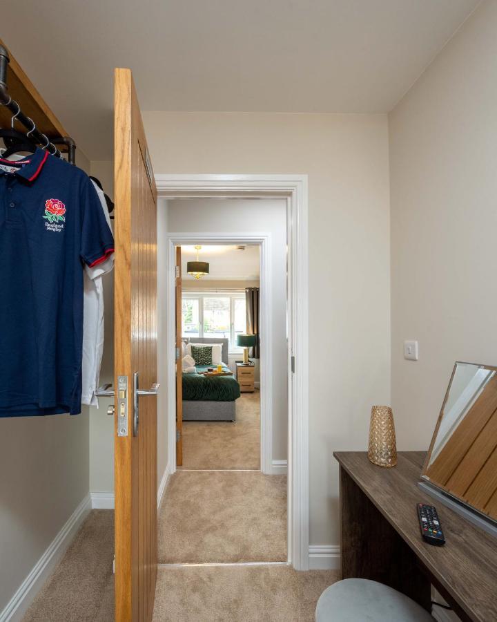 The Oaklands - Luxury Spacious 6-Bed, Near Solihull, Birmingham City, Jlr, Nec, Airport, Resorts World, Hs2 Zewnętrze zdjęcie