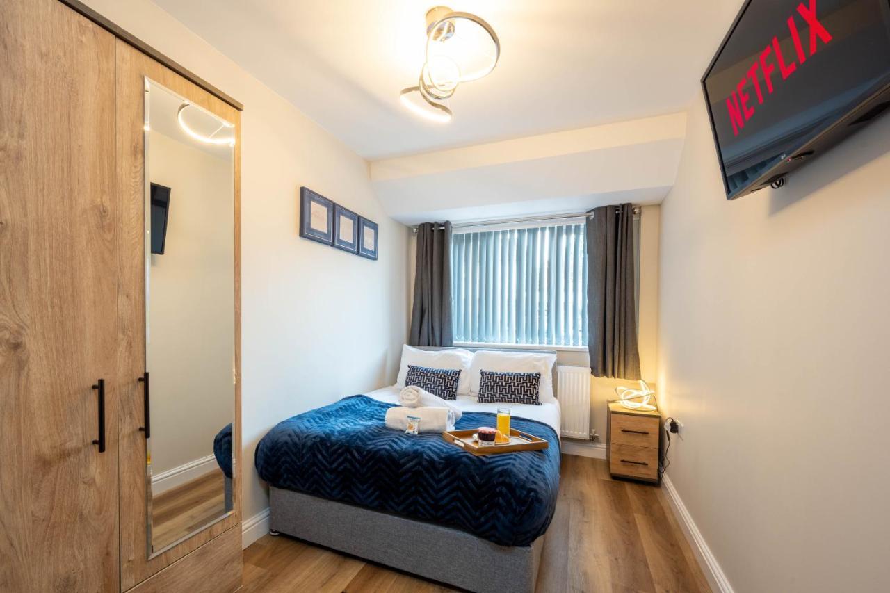 The Oaklands - Luxury Spacious 6-Bed, Near Solihull, Birmingham City, Jlr, Nec, Airport, Resorts World, Hs2 Zewnętrze zdjęcie